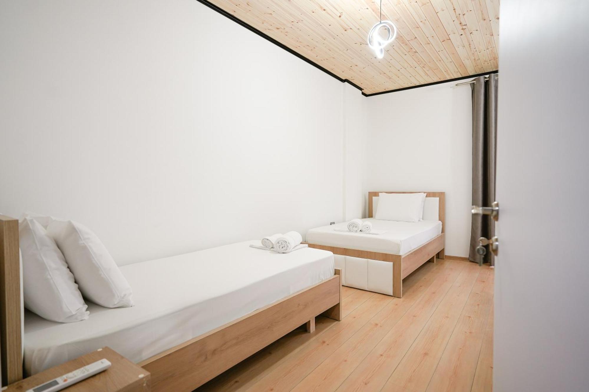 Ora Apartments Gjirokastra Zewnętrze zdjęcie